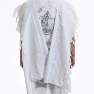 Acrylic Tallit Decorated with Silver Crown Embroidery – 'Royal Crown' Model
