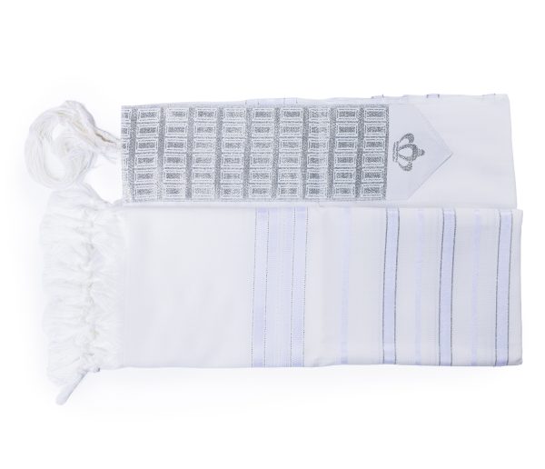 ⁦טלית אקרילן איכותית עם פסים כסופים ועטרה בעיצוב יוקרתי⁩ – תמונה ⁦2⁩