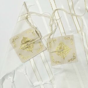 Acrylic Tallit Decorated with a Crown Embroidery in Gold Color – ‘Royal Crown’ Model