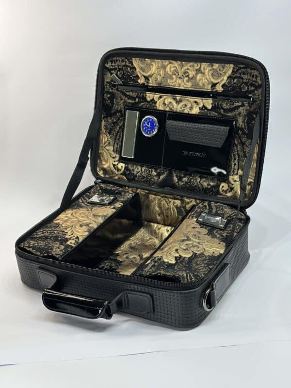 תיק לטלית ותפילין מעור אמיתי שתי וערב חיצוני ומבפנים בד יוקרתי בגווני זהב