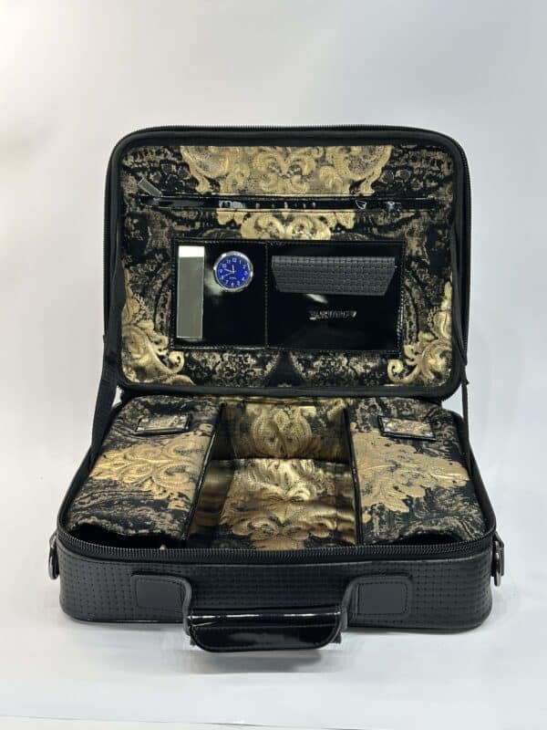 ⁦תיק לטלית ותפילין מעור אמיתי שתי וערב חיצוני ומבפנים בד יוקרתי בגווני זהב⁩ – תמונה ⁦7⁩