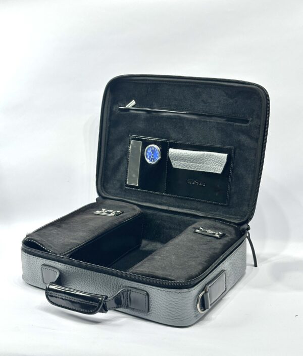 ⁦תיק לטלית ותפילין מעור אמיתי בצבע אפור⁩ – תמונה ⁦2⁩