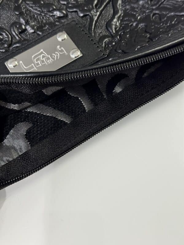 ⁦נרתיק לתפילין רש"י מעור אמיתי מבריק בצבע שחור עם טקסטורה של עלים⁩ – תמונה ⁦3⁩