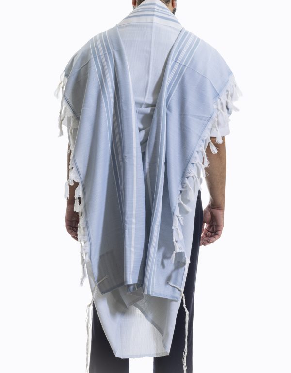 ⁦טלית מהודרת מצמר עם פסים בגווני תכלת וכסף⁩ – תמונה ⁦3⁩