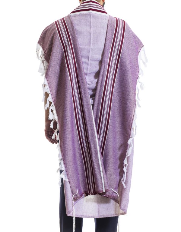 ⁦טלית מהודרת מצמר עם פסים בגווני בורדו וזהב⁩ – תמונה ⁦3⁩