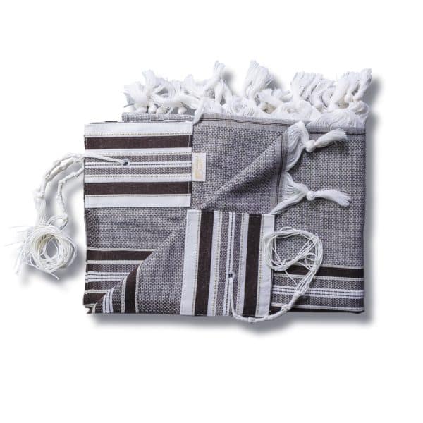 ⁦טלית מהודרת מצמר בגווני חום מבריק וזהב⁩ – תמונה ⁦2⁩