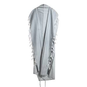 Elegant Wool Tallit in Shades of Gray